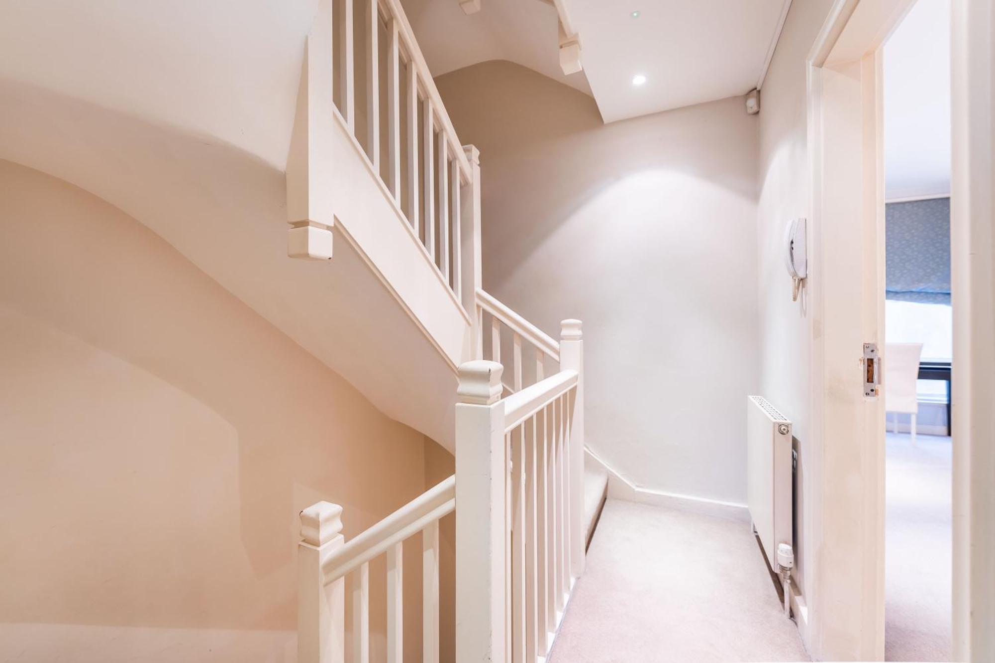 Luxury 6 Bedroom House In Southwick Street لندن المظهر الخارجي الصورة